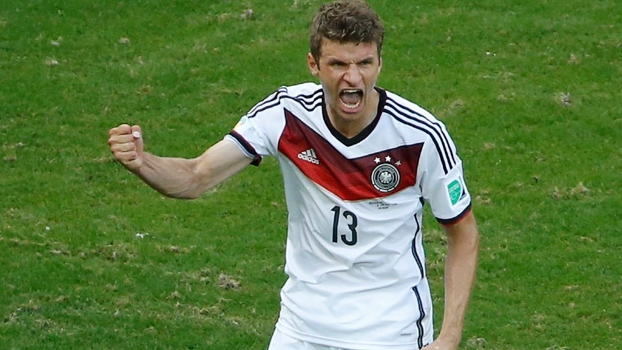 Müller comanda a vitória alemã sobre Portugal